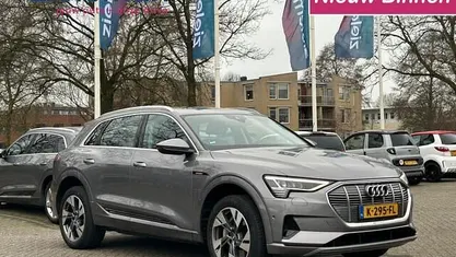 Gebruikt 2020 Audi e-tron Comfort SUV | € 22.344 (Goede deal)