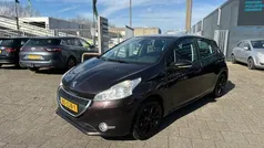 Bruin Gebruikt 2012 Peugeot 208 Envy Hatchback | € 3.349 (Eerlijke prijs)