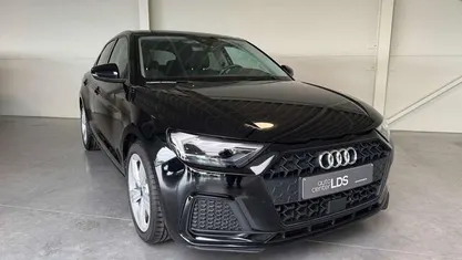 Zwart Gebruikt 2021 Audi A1 S-Line Hatchback | € 23.900 (Goede deal)