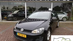 Zwart Gebruikt 2015 VW Golf VII Trendline Hatchback | € 10.750 (Eerlijke prijs)