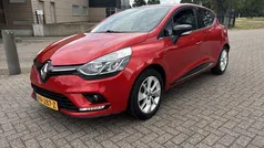 Rood Gebruikt 2018 Renault Clio IV LIMITED Hatchback | € 10.945 (Eerlijke prijs)