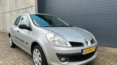 Gebruikt 2008 Renault Clio R.S. Hatchback | € 3.999 (Eerlijke prijs)