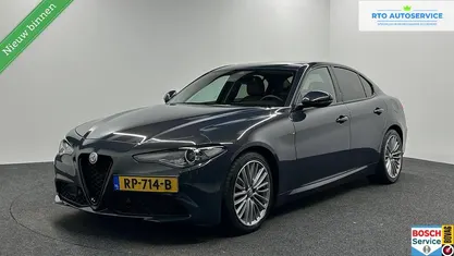 Gebruikt 2018 Alfa Romeo Giulia Super Sedan | € 14.000 (Super prijs)