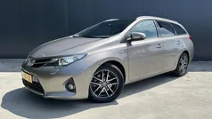 Bruin Gebruikt 2014 Toyota Auris Touring Sports Stationwagen | € 11.450 (Goede deal)