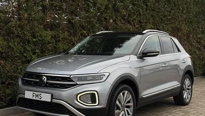 Gebruikt 2022 VW T-Roc Style SUV | € 29.890 (Eerlijke prijs)