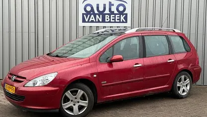 Occasion Peugeot 307 136 PK (100 kW) 2004 Rood Stationwagen