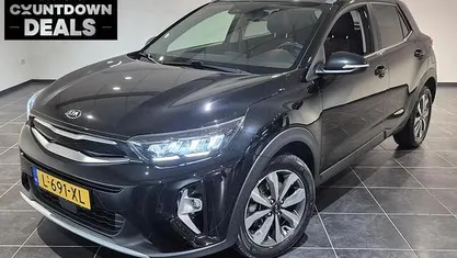 Occasion 2020 Kia Stonic SUV | € 17.699 (Eerlijke prijs)