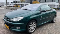 Gebruikt 2003 Peugeot 206 CC Roland Garros Cabriolet | € 990 (Eerlijke prijs)