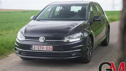 Zwart Gebruikt 2020 VW Golf IQ Drive Sedan | € 15.499 (Eerlijke prijs)