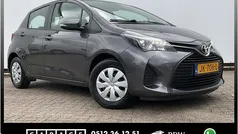 Gebruikt 2016 Toyota Yaris Hatchback | € 9.900 (Eerlijke prijs)