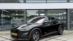 Gebruikt 2021 Ford Mustang Mach-E SUV | € 22.850 (Eerlijke prijs)