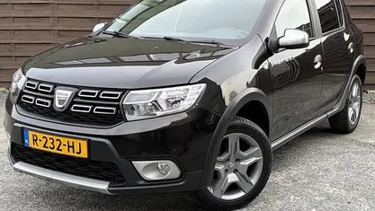 Gebruikt 2017 Dacia Sandero Stepway Hatchback | € 9.950 (Eerlijke prijs)