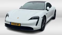 Gebruikt 2022 Porsche Taycan Performance Package Sedan | € 59.950 (Super prijs)