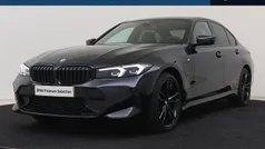 Zwart Gebruikt 2024 BMW 330e M Sport Sedan | € 43.950 (Super prijs)