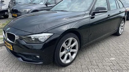 Occasion BMW 318 Executive 136 PK (100 kW) 2016 Zwart Stationwagen