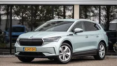 Grijs, metallic lak Gebruikt 2022 Skoda Enyaq iV SUV | € 35.850 (Goede deal)