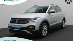 Zilver, metallic lak Gebruikt 2023 VW T-Cross Life SUV | € 25.950 (Eerlijke prijs)