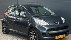 Grijs Gebruikt 2010 Peugeot 107 Hatchback | € 3.745 (Eerlijke prijs)