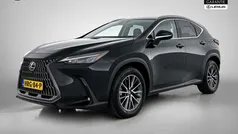 Zwart Gebruikt 2022 Lexus NX450h+ Launch Edition SUV | € 54.450 (Eerlijke prijs)