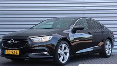 Zwart Gebruikt 2018 Opel Insignia Innovation Hatchback | € 17.395 (Eerlijke prijs)