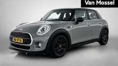 Grijs Gebruikt 2017 Mini Cooper Business Hatchback | € 13.945 (Super prijs)