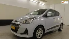 Blauw Gebruikt 2020 Hyundai i10 Premium Hatchback | € 10.999 (Eerlijke prijs)