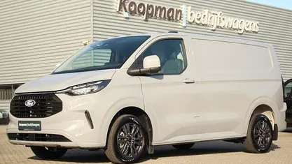 Wit Nieuw 2026 Ford E-Transit Limited Van | € 39.950 (Super prijs)