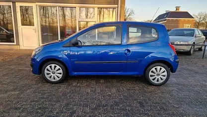 Occasion 2008 Renault Twingo Hatchback | € 2.450 (Eerlijke prijs)