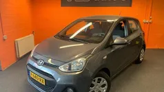 Grijs Gebruikt 2015 Hyundai i10 Comfort Hatchback | € 5.750 (Eerlijke prijs)