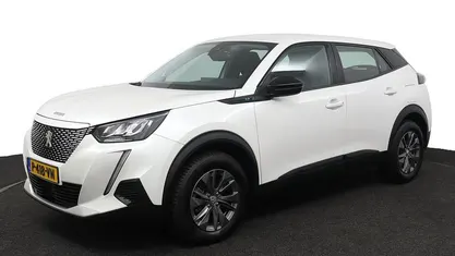 Occasion Peugeot e-2008 Active 100 kW (136 PK) 2022 Wit SUV