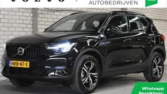Zwart Gebruikt 2025 Volvo XC40 Plus SUV | € 46.950 (Eerlijke prijs)