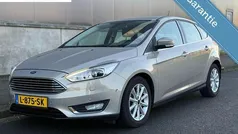 Grijs Gebruikt 2018 Ford Focus Hatchback | € 9.900 (Super prijs)