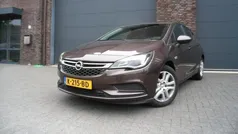 Bruin Gebruikt 2016 Opel Astra Hatchback | € 6.900 (Goede deal)