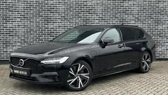Zwart Gebruikt 2022 Volvo V90 R-Design Stationwagen | € 40.194 (Goede deal)
