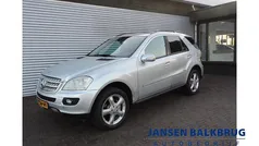 Zilver (metallic) Gebruikt 2006 Mercedes 320 Van | € 5.500 (Eerlijke prijs)