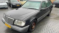 Gebruikt 1988 Mercedes E300 Sedan | € 2.950
