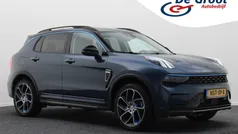 Blauw, metallic lak Gebruikt 2022 Lynk & Co 01 SUV | € 23.950 (Eerlijke prijs)