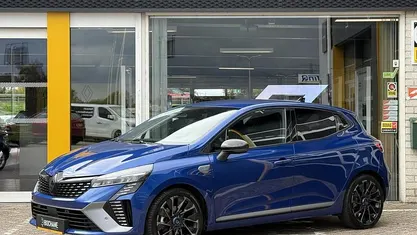 Blauw Occasion 2024 Renault Clio V Esprit Alpine Hatchback | € 24.495 (Eerlijke prijs)