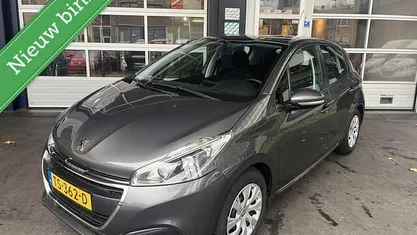 Occasion 2018 Peugeot 208 Hatchback | € 7.650 (Eerlijke prijs)