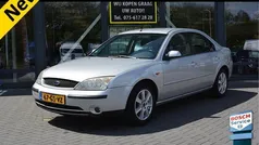 Grijs, metallic lak Gebruikt 2001 Ford Mondeo Sedan | € 1.750 (Eerlijke prijs)