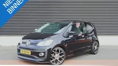 Zwart Gebruikt 2017 VW up! Highline Hatchback | € 8.950 (Eerlijke prijs)