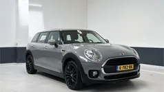 Gebruikt 2017 Mini One Clubman Business Stationwagen | € 10.949 (Eerlijke prijs)