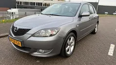 Grijs Gebruikt 2006 Mazda 3 Inclusive Hatchback | € 2.950 (Eerlijke prijs)