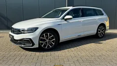 Wit Gebruikt 2021 VW Passat Business Stationwagen | € 20.940 (Super prijs)