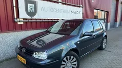 Blauw Gebruikt 2003 VW Golf IV Hatchback | € 1.450 (Eerlijke prijs)