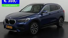 Blauw Gebruikt 2022 BMW X1 Executive SUV | € 29.690 (Eerlijke prijs)