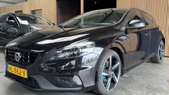Zwart Gebruikt 2015 Volvo V40 Business Edition Stationwagen | € 6.940 (Eerlijke prijs)