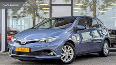 Blauw Gebruikt 2017 Toyota Auris Hybrid Hatchback | € 14.495 (Eerlijke prijs)