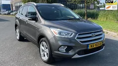 Gebruikt 2017 Ford Kuga Titanium SUV | € 13.950 (Eerlijke prijs)