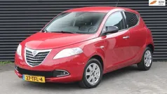Rood Gebruikt 2012 Lancia Ypsilon Platinum Hatchback | € 3.945 (Eerlijke prijs)